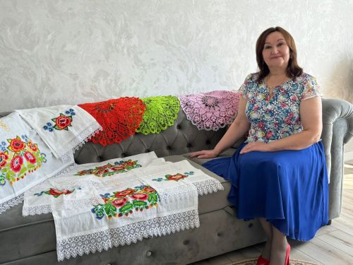 Казаннан Тамара Романова: «Йорт-җир эшен тизрәк бетереп, кулга чигү аласы килә»