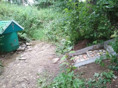 Сәрдәбаш авылы чишмәләре: «Кирәмәт», «Әүлия»