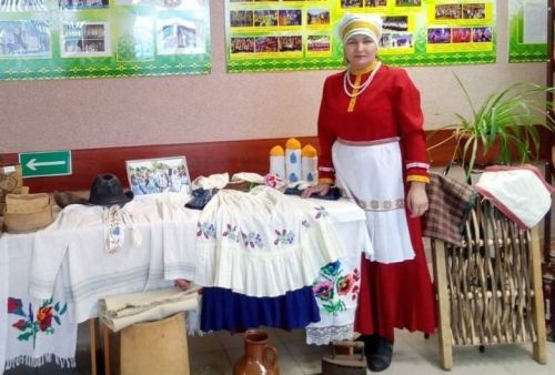 Иске Тәрбиттән Лариса Васильева нәсел кушаматлар турында сөйләде