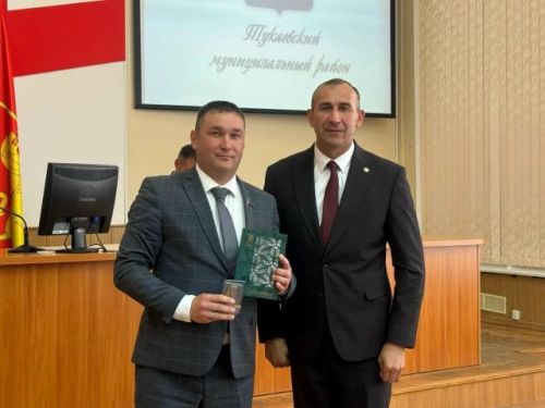 Мәләкәс авыл җирлеге башлыгы Руслан Иванов медаль белән бүләкләнде