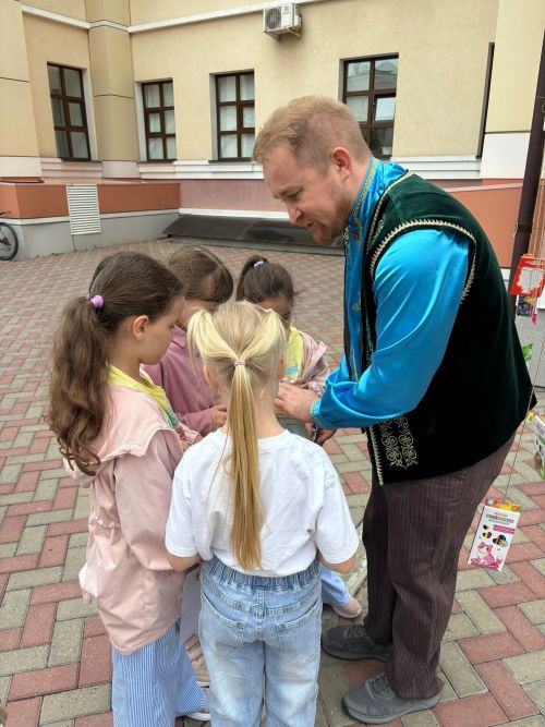 «Бердәмлекнең серле ачкычы»: Җәкәү йортында балалар өчен күңелле бәйрәм узды
