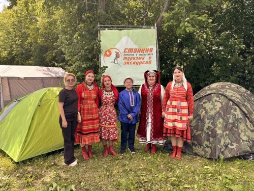 «Җиз кыңгырау» ансамбле балаларны керәшен мәдәнияте белән таныштырды