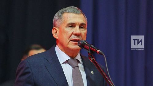 Татарстан Рәисе республикада яшьләргә үз сәләтен ачу өчен шартлар тудырылуын әйтте