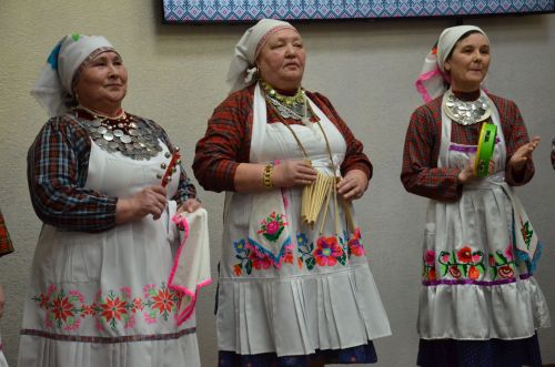 Кукмара һәм Мәлки керәшеннәре җырулары тупланган китапларның презентациясе
