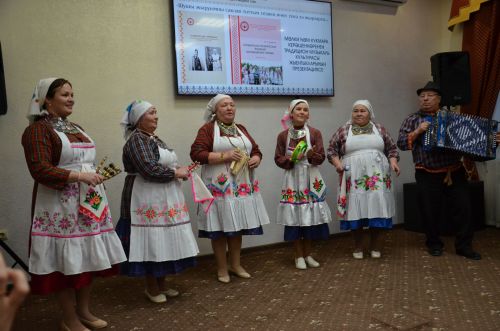 Кукмара һәм Мәлки керәшеннәре җырулары тупланган китапларның презентациясе
