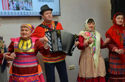 Кукмара һәм Мәлки керәшеннәре җырулары тупланган китапларның презентациясе