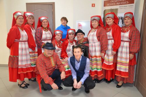 Андрей Кузьминның картиналар күргәзмәсеннән фоторепортаж