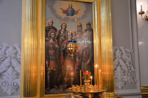 Алла Анасының Казан иконасы Соборында керәшенчә келәү