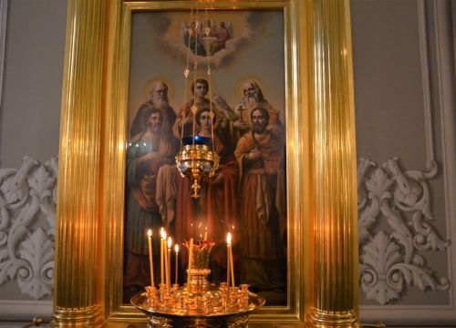 Алла Анасының Казан иконасы Соборында керәшенчә келәү