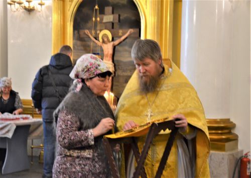 Алла Анасының Казан иконасы Соборында керәшенчә келәү