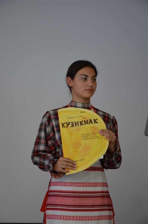 "Туганайлар" редакциясе хезмәткәрләре "Айбагыр" этносменасынд  мастер-класс уздырдылар