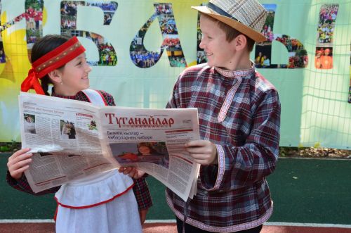 "Туганайлар" редакциясе хезмәткәрләре "Айбагыр" этносменасынд  мастер-класс уздырдылар