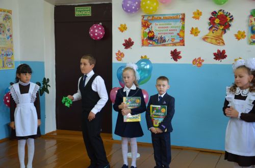 Бахта һәм Мөслим авылы мәктәпләрендә Белем бәйрәменнән фоторепортаж
