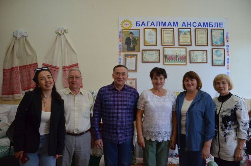 Бахта һәм Мөслим авылы мәктәпләрендә Белем бәйрәменнән фоторепортаж