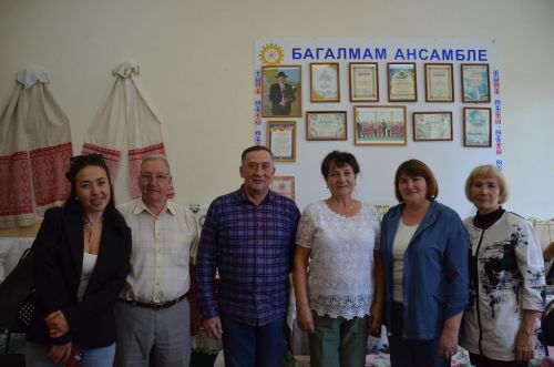 Бахта һәм Мөслим авылы мәктәпләрендә Белем бәйрәменнән фоторепортаж