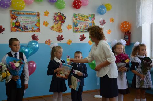 Бахта һәм Мөслим авылы мәктәпләрендә Белем бәйрәменнән фоторепортаж