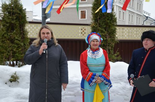 Май чабу бәйрәменнән фоторепортаж