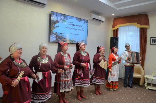Владимир шагыйрьләренең поэзия кичәсеннән фоторепортаж
