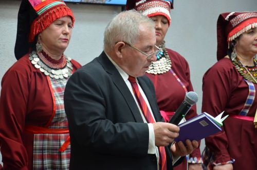 Владимир шагыйрьләренең поэзия кичәсеннән фоторепортаж