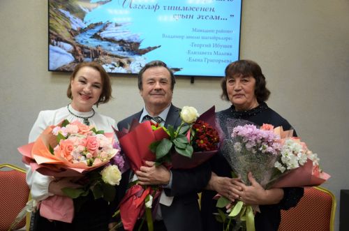Владимир шагыйрьләренең поэзия кичәсеннән фоторепортаж