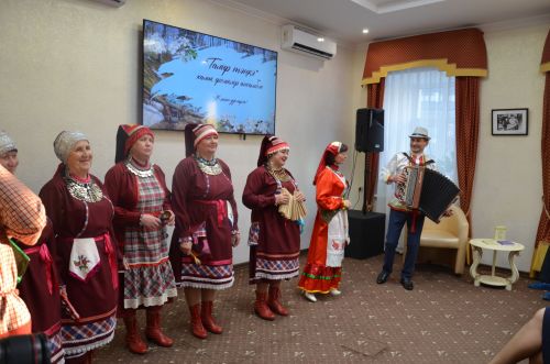 Владимир шагыйрьләренең поэзия кичәсеннән фоторепортаж