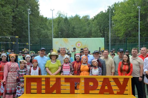 «Айбагыр» этносменасын ябу тантанасыннан фоторепортаж