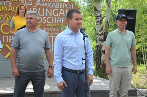 «Айбагыр» этносменасын ябу тантанасыннан фоторепортаж