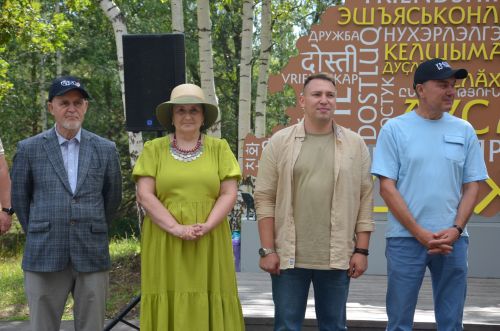 «Айбагыр» этносменасын ябу тантанасыннан фоторепортаж