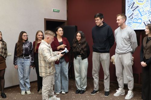 Беренче курс студенты көне
