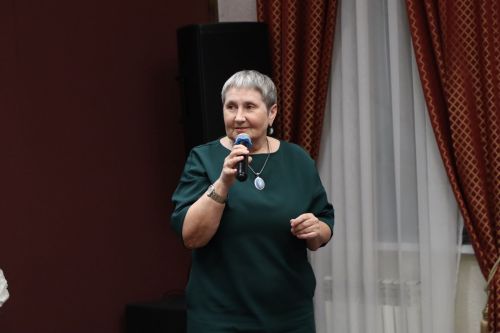 Беренче курс студенты көне