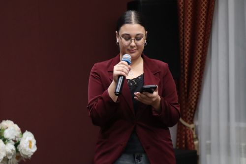 Беренче курс студенты көне