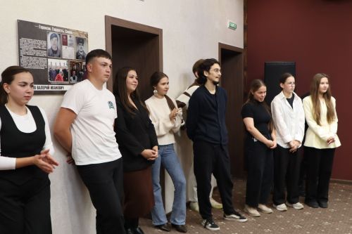 Беренче курс студенты көне