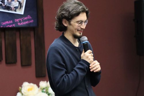 Беренче курс студенты көне