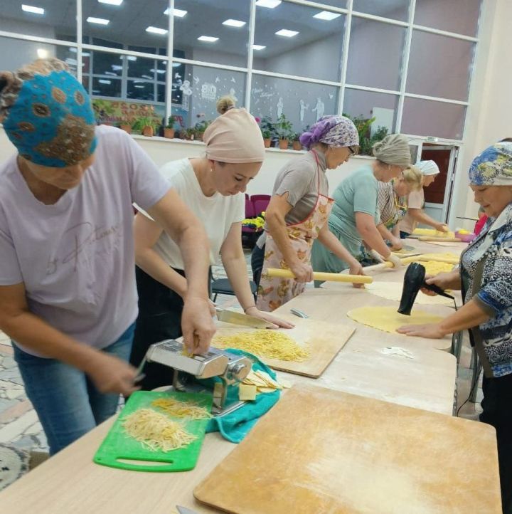 Бордыда махсус хәрби операциядәгеләргә гуманитар ярдәм әзерлиләр