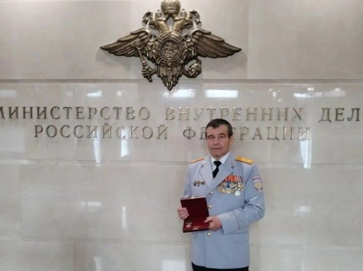 Алексей Еремеев «Фидакарь хезмәт өчен» медале белән бүләкләнде