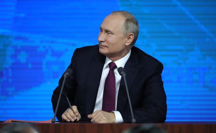 Владимир Путин: В 2019 году тарифы ЖКХ будут повышаться в два этапа