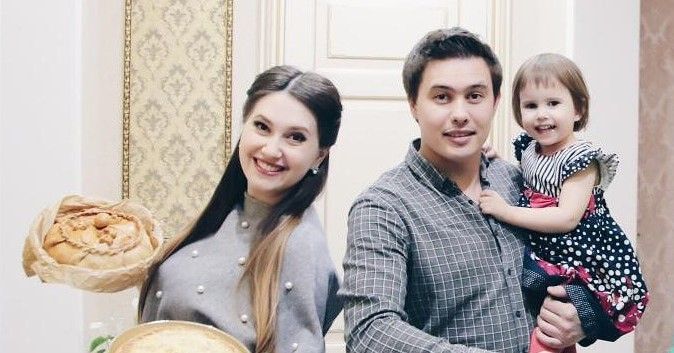 Певица Алина Каримова (Прокофьева) стала мамой во второй раз