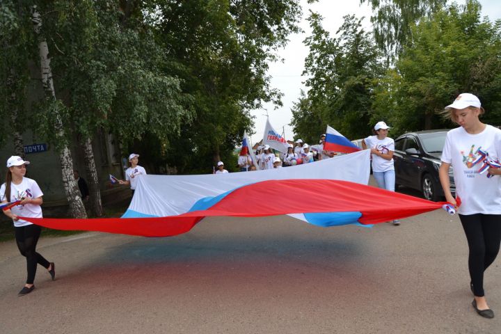 Как в селе Князево отпраздновали День Государственного флага РФ? фото