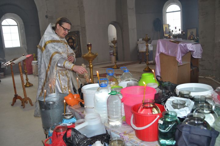 В селе Князево прошла Литургия в честь праздника Крещение Господне - фото