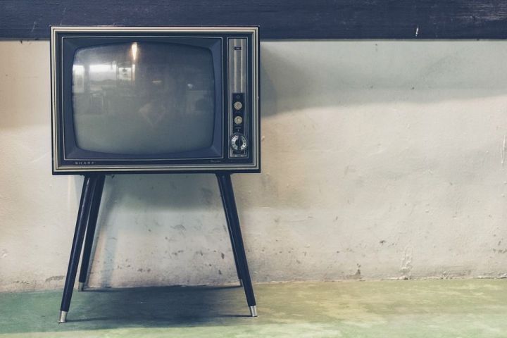 Чем цифровое эфирное телевидение лучше аналогового?