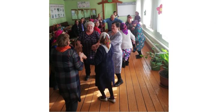 В Бахте устроили праздник для пожилых людей
