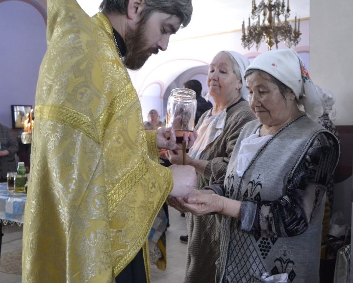Иртәгә Алан-Полян авылына священник Геннадий Сизов киләчәк