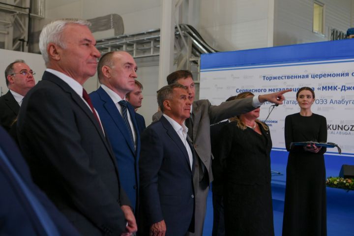 Минниханов открыл в «Алабуге» завод жидких пестицидов за 4,5 млрд рублей