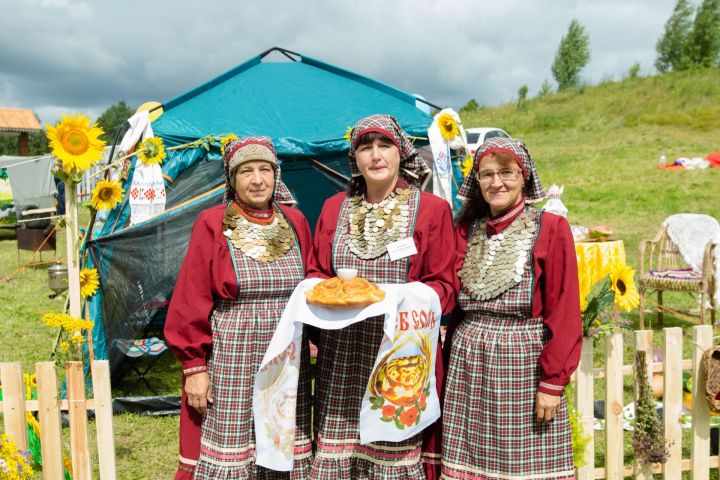 В деревне Клятле Нижнекамского района прошел конкурс «Хозяйка села»