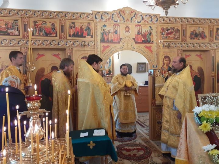 Чистопольский приход Трёх Святителей Казанских отметил престольный праздник