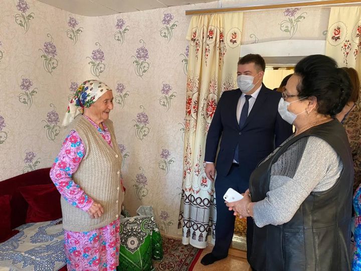 Анна Сергеевна Козлова из села Альвидино отметила 95-летний юбилей