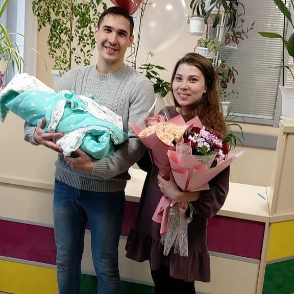 Наши сородичи Мария и Виктор Япаевы впервые стали родителями