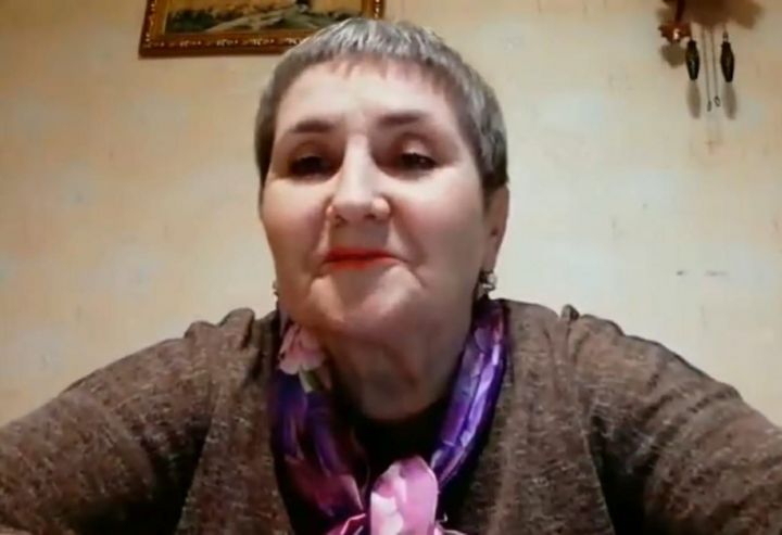 Людмила Белоусова Җиңү көненә багышланган шигъри флешмобта катнаша - видео