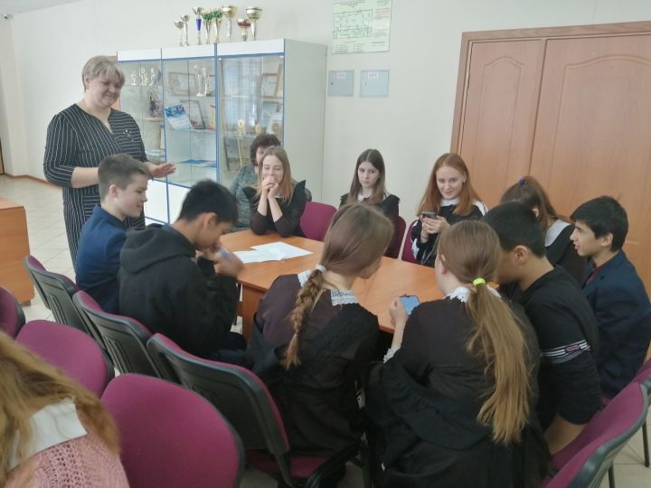 В поселке Татарстан провели конкурсную программу «Милые  Танюши» ко Дню  российского  студенчества  (Татьянин  день)