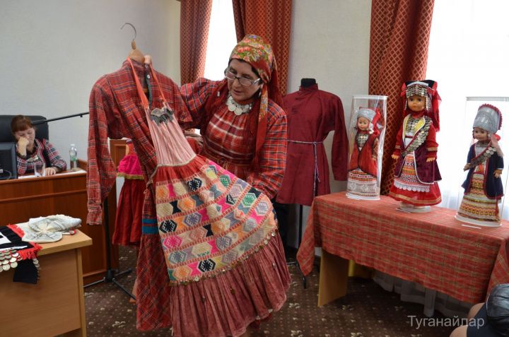 Выкройки и эскизы традиционного женского костюма кряшен
